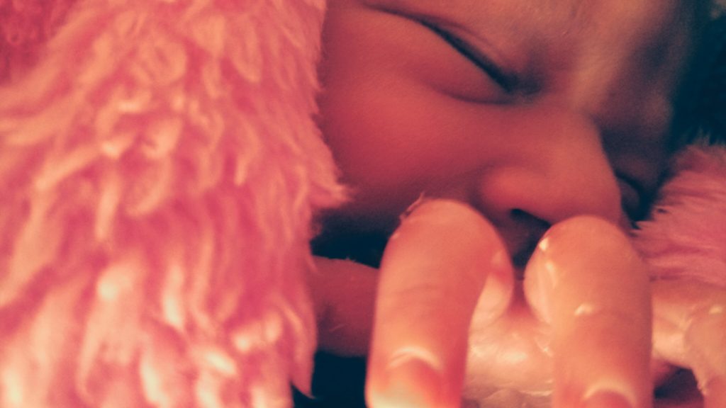 arquivo pessoal: minha filha Aurora em seu primeiro dia de vida extra uterina